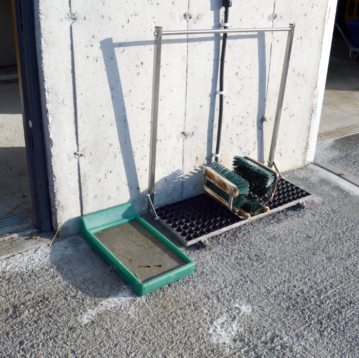 JFC Agri Personnel Footbath with foam pad insert, brush set and green rinse tray for animal husbandry biosecurity.