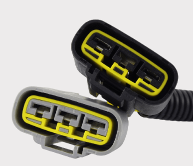 DGT Agri REVOLT regulator/rectifier connector pair for Triumph Daytona 675, yellow seals, black housings (2 connectors)