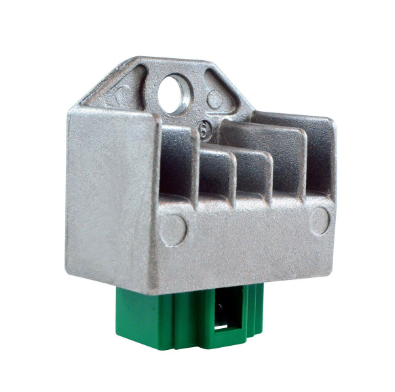 Regulator Rectifier for Suzuki LTZ50/DRZ50/DRZ70, silver housing with green plug, replaces 8000A6767/32800-47E00, DGT Agri.