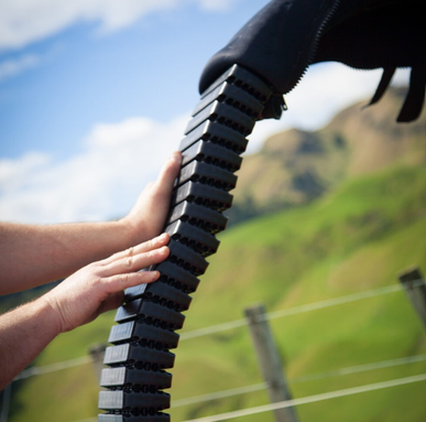 LifeGuard CPD & Mounting – Trax, black track segment, DGT Agri