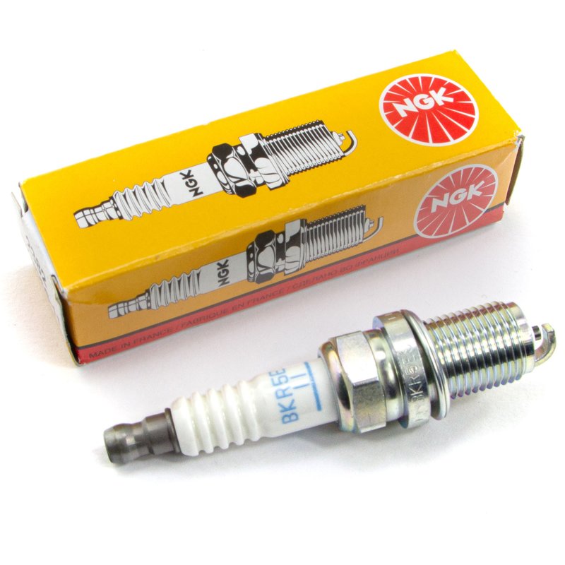 NGK Spark Plug BKR5ES | For Modern Cars, Vans & High-Compression Petrol Engines - BKR5ES