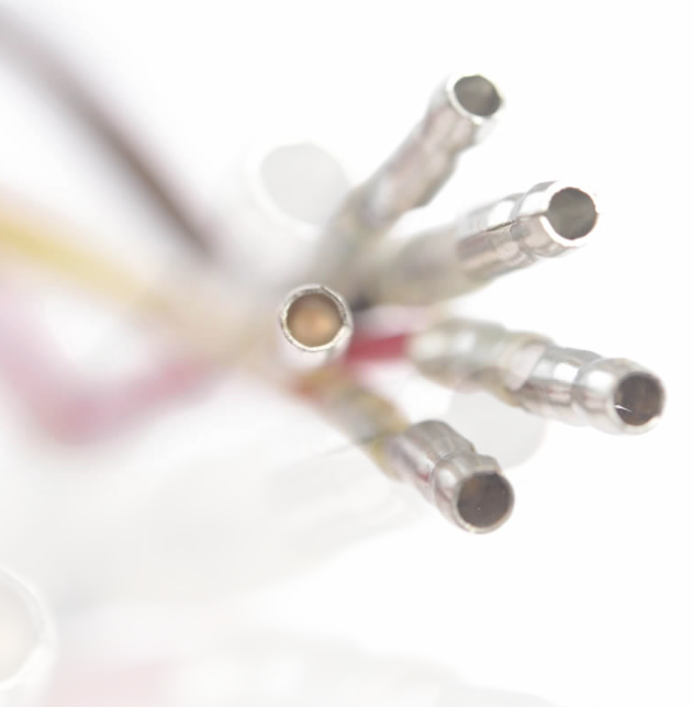 Regulator rectifier wiring harness with multiple metal crimp terminals