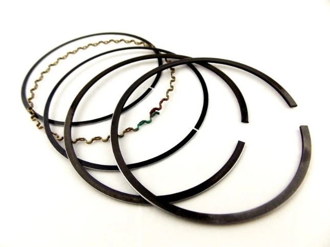 Piston ring kit for Honda TRX 250 EX Recon 1997–2014, black multi-size piston rings set