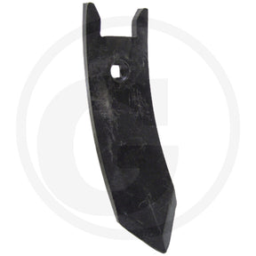 Granit Share Point tillage blade, black metal with mounting hole.