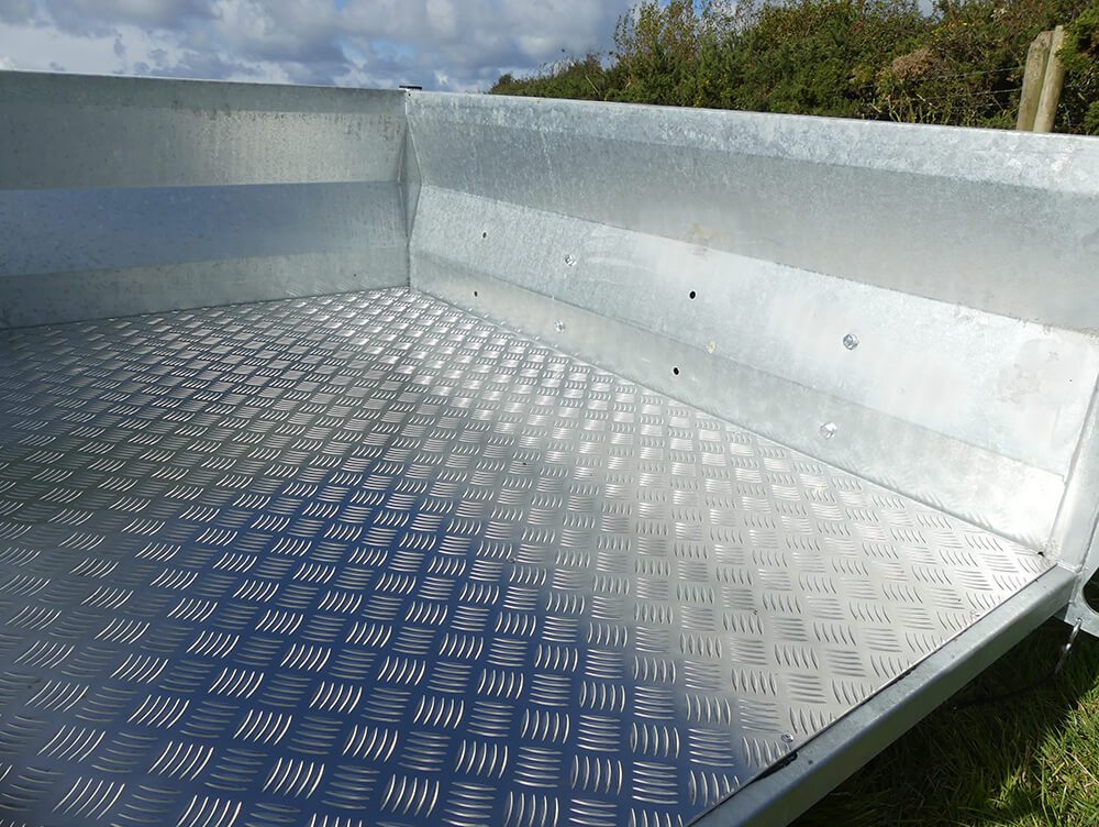 Chapman ATV LT150 low-sided trailer with 5x3ft hot-dip galvanised steel bed and diamond-plate floor