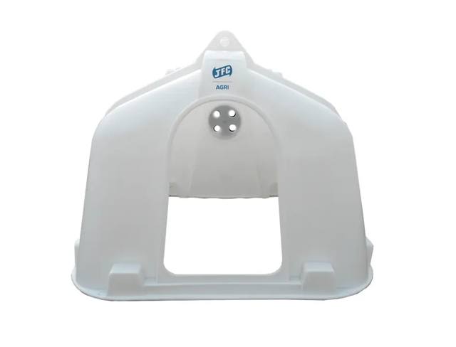 JFC Agri Compact Group Calf Hutch, white plastic housing for up to 4 calves (CH230)