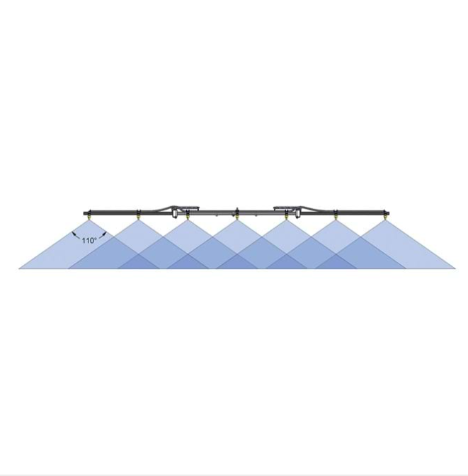 Trailer sprayer with 7-nozzle boom on a long black bar, 246L capacity, 12V power, blue 110° spray pattern