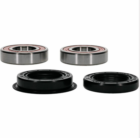 Hyper rear wheel bearing kit for Kubota RTV900/RTV1100/RTV1140; four-piece set with silver bearings and black seals.
