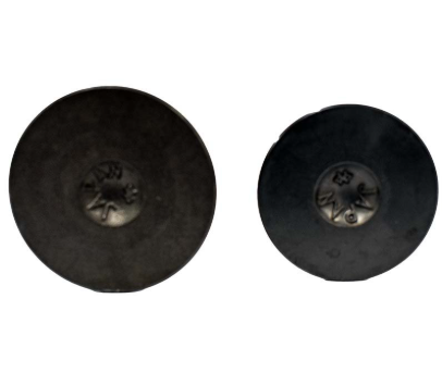 Engine valve pair for Honda ATC250ES/ATC250SX/TRX250 (1985–1987); two dark metal valve heads.