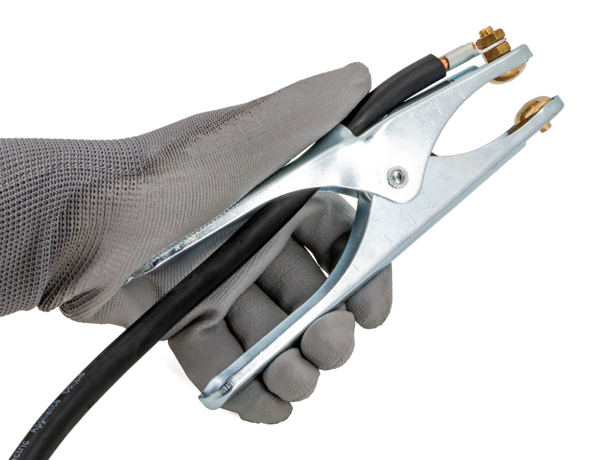 GYS EasyMIG 130 grounding clamp with insulated cable held by gloved hand
