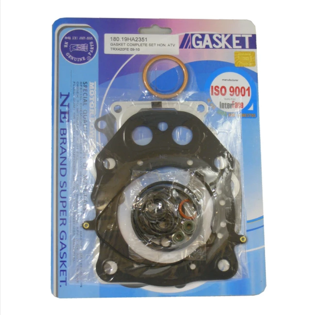 Complete gasket kit for Honda TRX 420 Foreman in blue packaging with gaskets visible