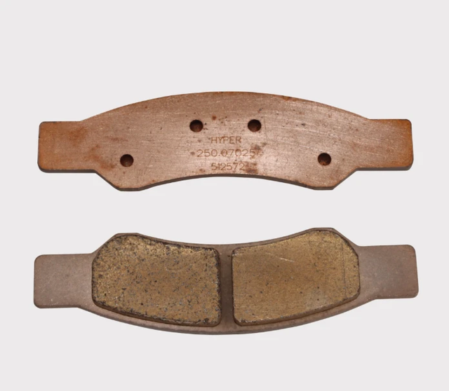 Hyper Disc Pad Set O7025 rear brake pads (pair) with copper backing for Can-Am Maverick R 2024–2025, ATV City