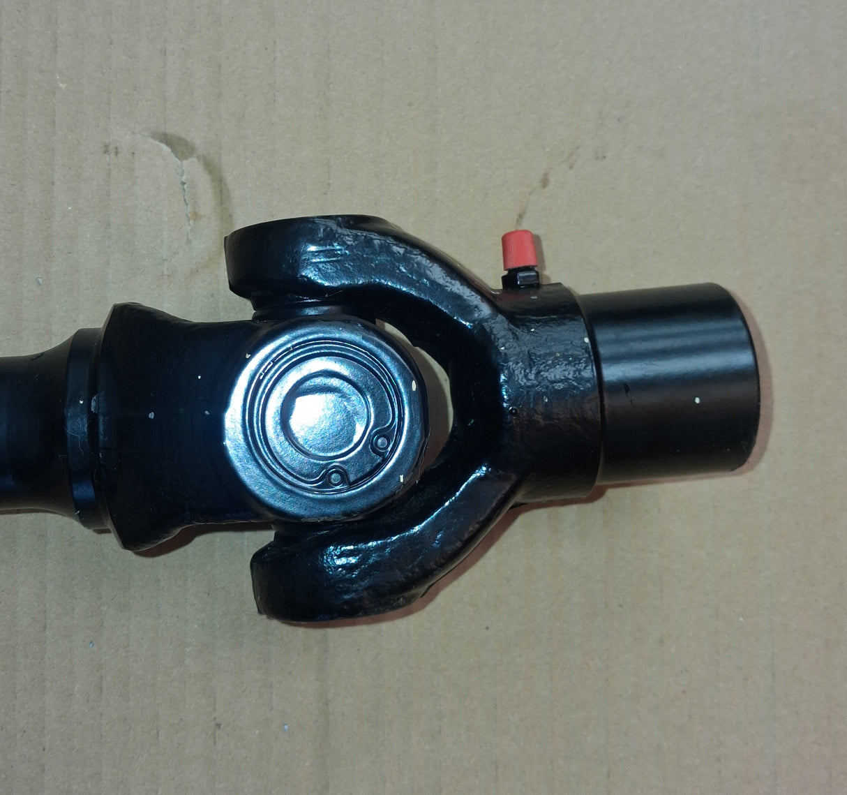 DGT Agri shaft for AGCO Landini/McCormick 6514726M92, black metal with red cap