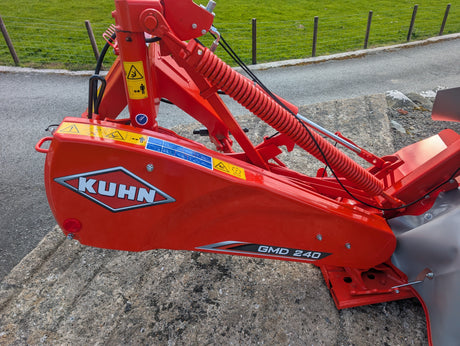 KUHN GMD 240 disc mower, red, 2.4m width, hydraulic suspension